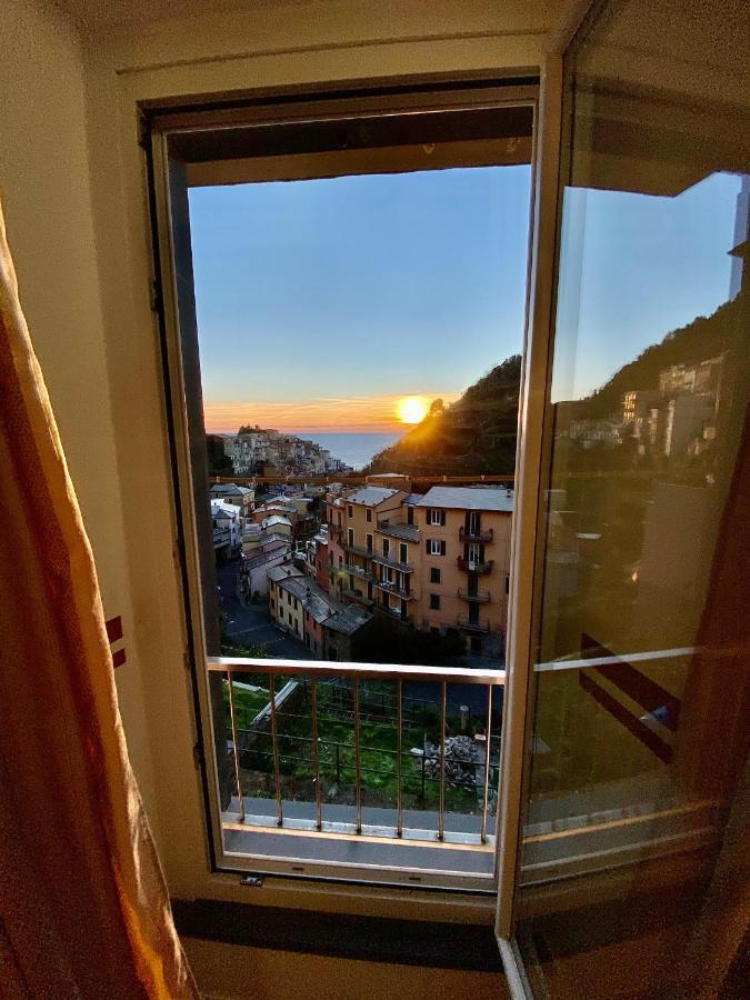 מלון The Manarola Main Plaza מראה חיצוני תמונה